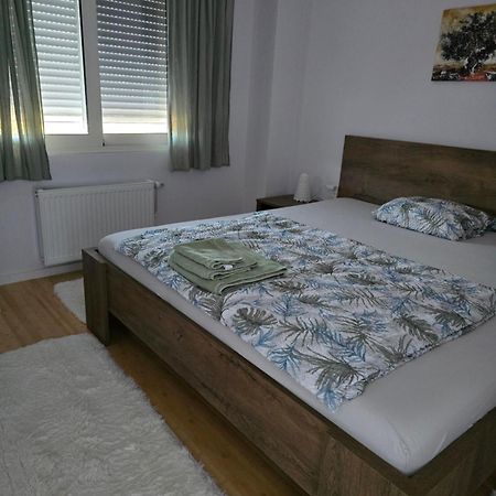 ארטמידה Vasiliki Studio, Beautiful New Built Appartement 10 Km To Airport מראה חיצוני תמונה